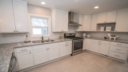 Small Kitchen Remodeling Contractor in Milwaukee, WI