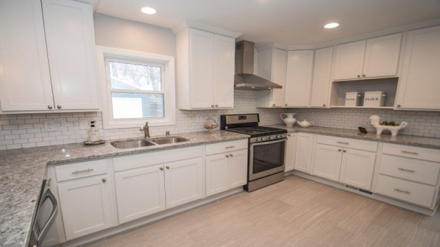 Small Kitchen Remodeling Contractor in Milwaukee & Glendale